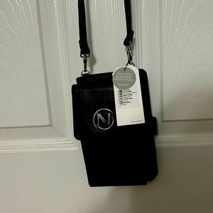 Nautica wallet purse, holds phone